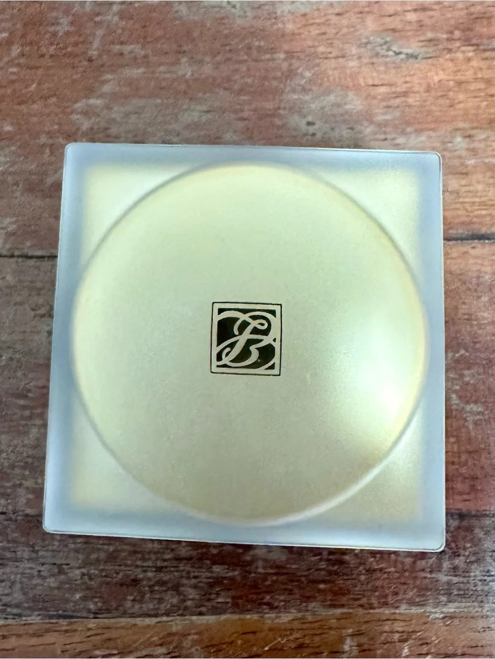 NWT Estee Lauder So Ingenious Multi-Dimension Loose Powder - Brown and Gold